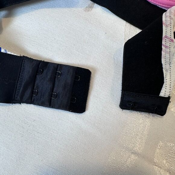 Victoria’s Secret Pink Bra (36B) Wear Everywhere Wireless Push Up PINK LOVE - Picture 5 of 5